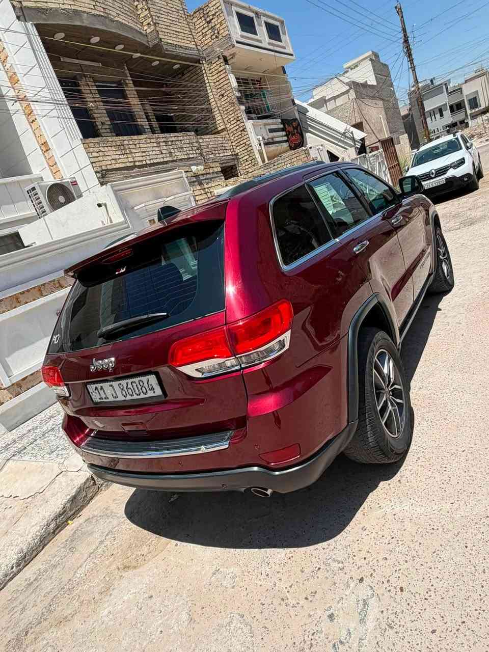 جيب 2019 وراد امريكي رقم بغداد باسمي لمتدد بلاص اعله مواصفات فول
بيع او مراوس 
حادثه باب خلفي مبدل اصلي جاملغ بارد فقط 
ماشيه 84 محرك وكير كفاله 
مكانه بغداد الكرخ 
***********
