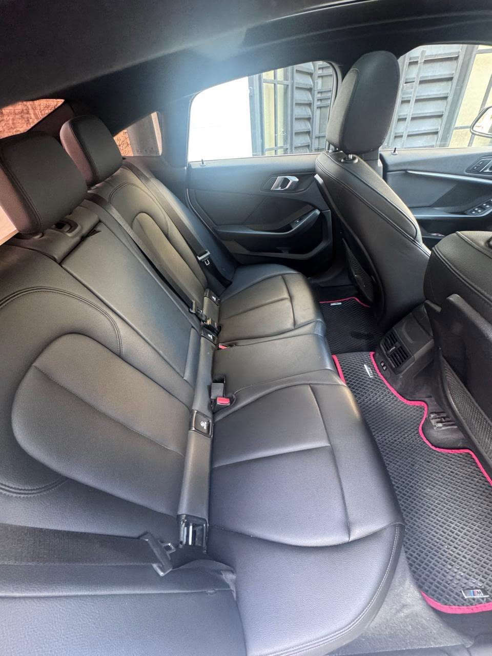 BMW 228i للبيع – موديل 2023

مكينة 2000cc Twin Turbo
ماشية 45 ألف ميل
الحادث: كيس دهن، ضربة دعامية أمامية بسبب حادث دراجة، الدعامية معدلة على البارد، ومصبوغ منها تقريبًا مسافة شبر.
السيارة نظيفة والتفاصيل مذكورة 
مكانها بغداد اليرموك اربع شوارع  ***********
