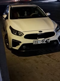 سيراتو خليجي موديل 2019 ماشية 94الف دك جرس🔔 تبريد قطعتين تحكم ستيرن مر...