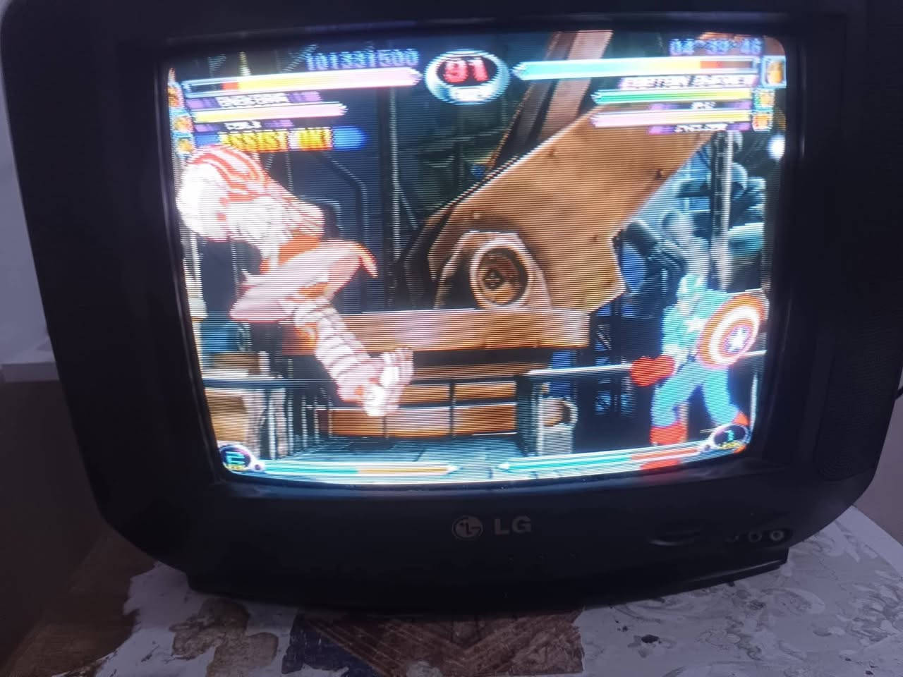 تلفزيون crt LG نضيفه والسعر مع توصيل 25الف فقط. للتواصل واتس: ***********
