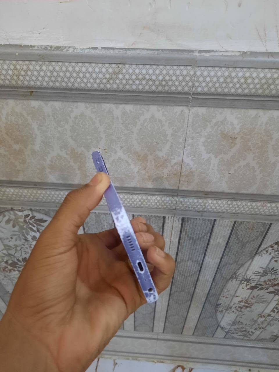 سامسونج a05s
ذكره 64 دبل سيمكارت
شاشه 90 هيرتز
كامرات صوت طسال كلشي شغال
بصمه صفح شغاله 
تعلي وتنضي كلشي شغال 
فقط شاصي بي زلوغ 
للبيع او مراوس 
سعره ٩٥ الف 
مكاني كربلاء حي العباس 
***********

نص مكتوب في الصور:
- ١١:٣٤
- Q
- حول الهاتف
- إعادة تسمية
- اسم المنتج
- Galaxy A05s
- اسم الطراز
- SM-A057F/DS
- الرقم التسلسلي
- R7AWB0GCXRV
- SIM 2
- رقم الهاتف
- +9647781707887
- الشبكة
- Asiacell
- IMEI ١
- 354860722309308
- SIM المتاحة
- IMEI ٢
- 356320172309306
- معلومات الحالة
- معلومات قانونية
- معلومات البرنامج