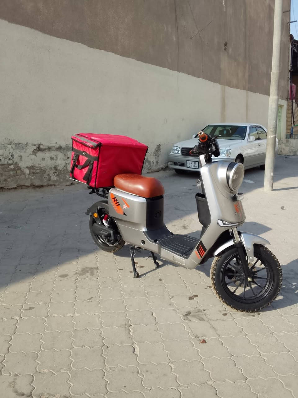 دراجةR11شركة براند الدراجة مستعمله شهر ونص فقط الدراجة مزوده من الشركه ملف الفين رياضي سرعة  بي فتحات تهوية سرعة الدراجة الحقيقي90 الويل الامامي مزود والتاير جبلي بلاد الدراجة نضيفه وستعمال قليل قفله650الف *********** هذا رقمي المكان بصرة زبير📍

