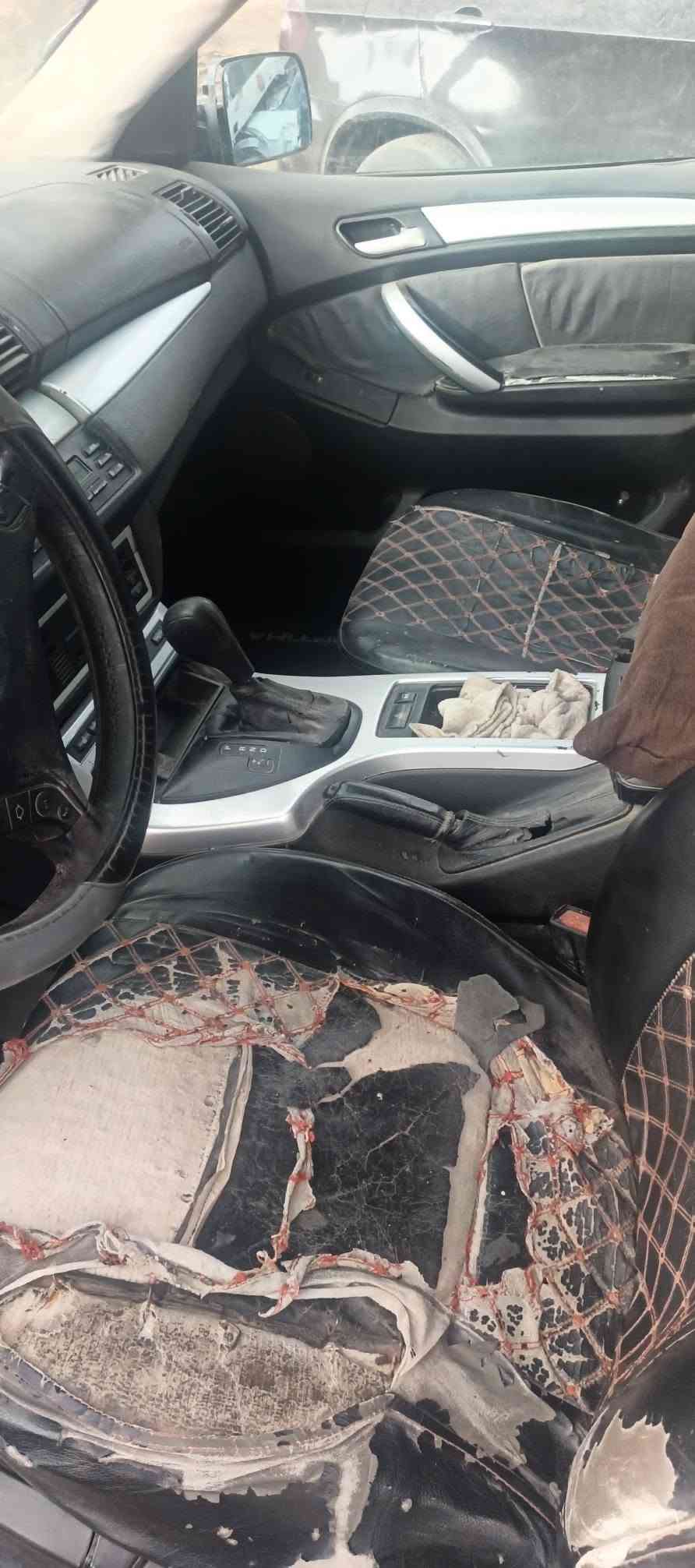 اكس فايف • ٢٠٠٢ • بدون تحويل