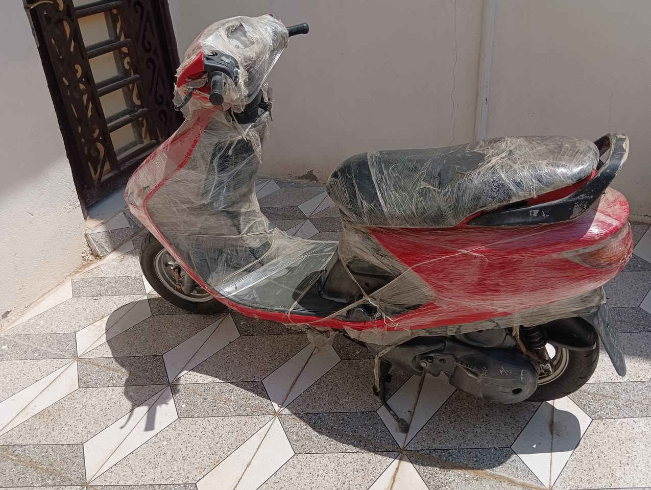 حاويه شرط للبيع 
السعر 600 
العنوان النجف شارع الصب 
***********
