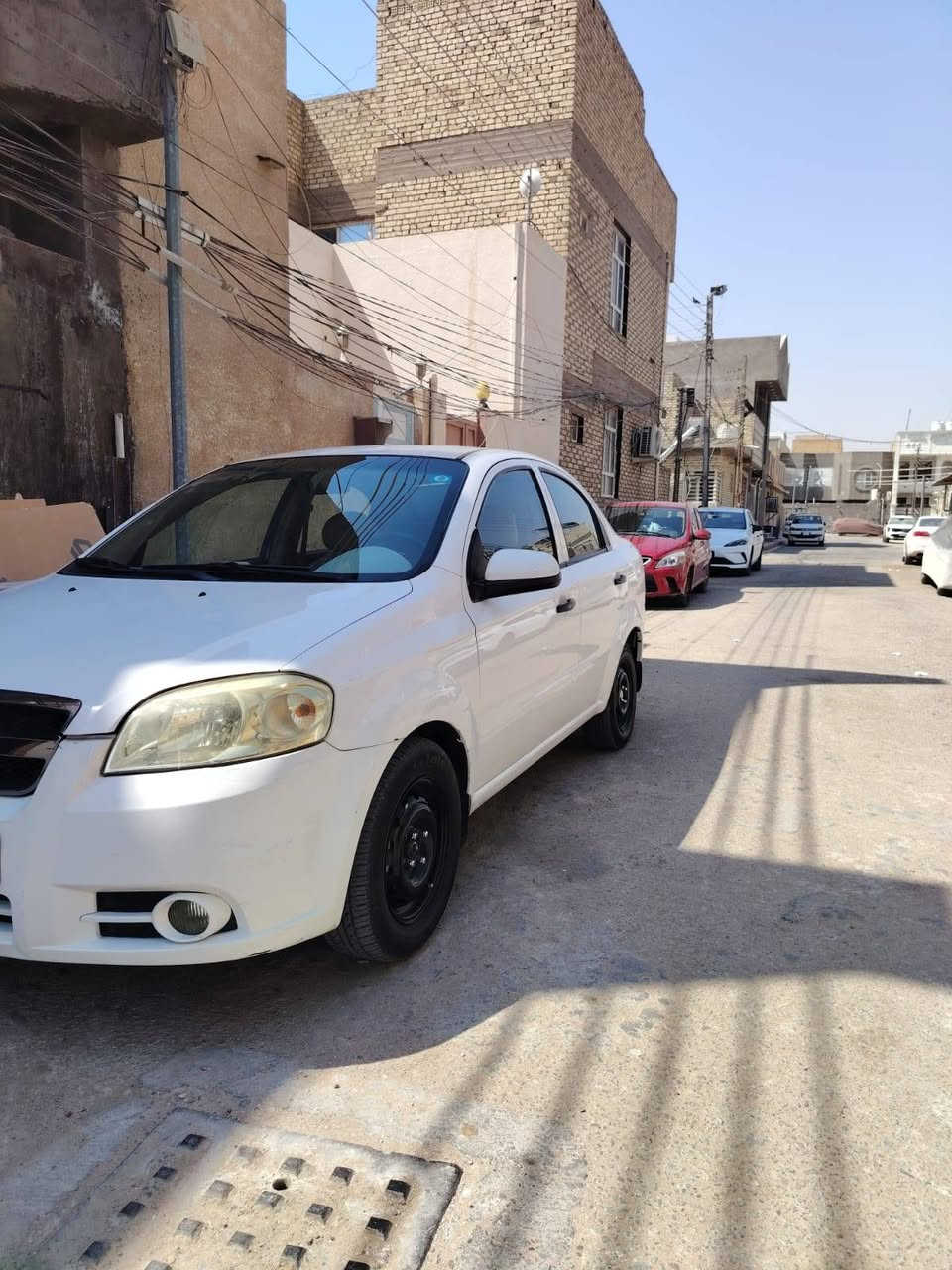 السلام عليكم 
للبيع افيو موديل 2009
رقم نكليزي
مكفوله من صبغ وضربه بيها بس كرت بالتكمه
سياره ما عايزه شي جاهزه ونضيفه جدا
مكينه كير حداديه كله نضيف 
تبريد بارد جدا
تخم تاير
السعر 66 وبيها مجال قليل
الاستفسار الاتصال ***********
