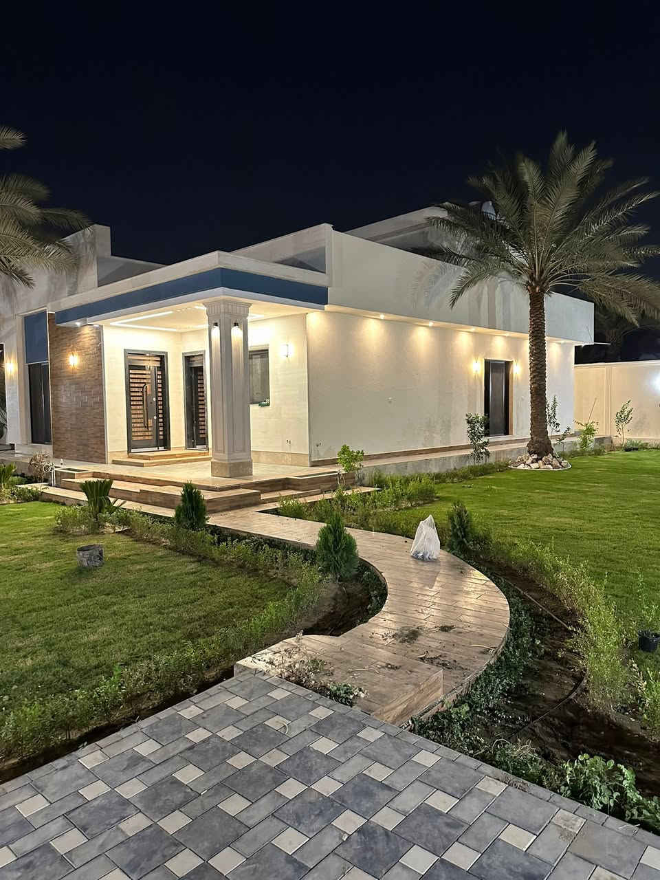 ✨ مستعدون لعمل وتصميم الحدائق والمزارع ✨🌴

بالتعاون مع مشتل دار السلام 🌱
نوفر لكم أفضل الخدمات بأجود المواد وبإشراف كادر متخصص

🔹 تنفيذ وتصميم الحدائق المنزلية والعامة
🔹 لاينات حدائق بأشكال عصرية
🔹 حجر حدائق وديكورات خارجية
🔹 سنادين بمختلف الأحجام والأنواع
🔹 تجهيز المزارع والمساحات الخضراء

📍 زورونا في موقعنا:
بغداد – المدائن / الجعارة

📞 للتواصل والاستفسار:
***********
