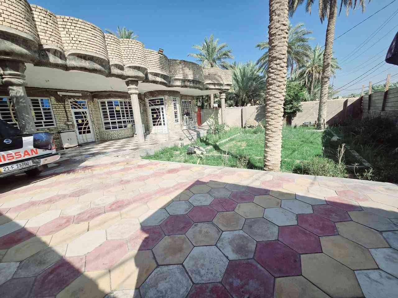 ( يالله أللهم صل على محمد وآل محمد )

( للبيع دونم  مع بيت مساحة البيت 245 متر بناء طابوك درجة

 اولى عدد الغرف 3 مع استقبال وصاله ومطبخ وصحيات علمأ

 البيت مع الاثاث وبي طاقة شمسية 12 أمبير  جنس العقار طابو
 زراعي سند 25 

( تحويل سهم مباشر بأسم المشتري 

 علمأ واجهة العقار 50 م  ونزال 50 م ومباشر عل شارع عام 

( العنوان كربلاء الحسينية الابراهيمية 

( شارع بزل مطشر يبعد عن التبليط 200 متر 

( ويبعد عن شارع الابراهيمية العام 600 متر 

(ويبعد عن مركز المدينة كربلاء  7 كيلو 

( تتوفر كافة الخدمات كهرباء مولد مي سقي سيح مي اساله 

(منطقة سكنية تربد سكن تريد ترفيهي منطقة هادئة جدا 

(  #السعر  315  مليون مع المجال للجاد بالشراء مباشر مع صاحب العقار 

( للإستفسار اكثر اتصلوا بالأرقام التالية 

(  ***********  )(  ***********  )

او مراجعة مكتب النافعي للعقارات كربلاء النافعي للعقار النافعي للعقارات -كربلاء بساتين كربلاء 

( ***********  )(  ***********  )
