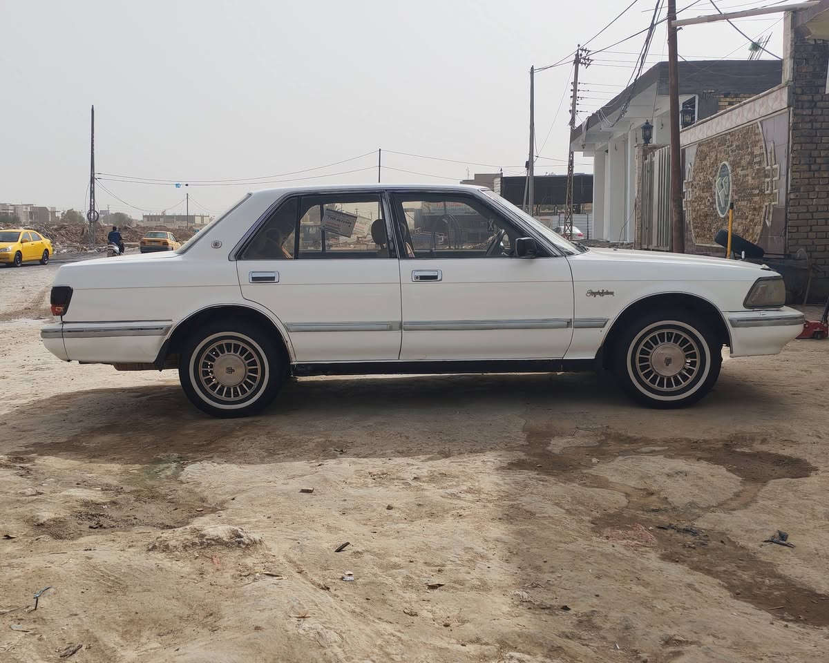 سوبر سيدان • ١٩٩٠ • بابل