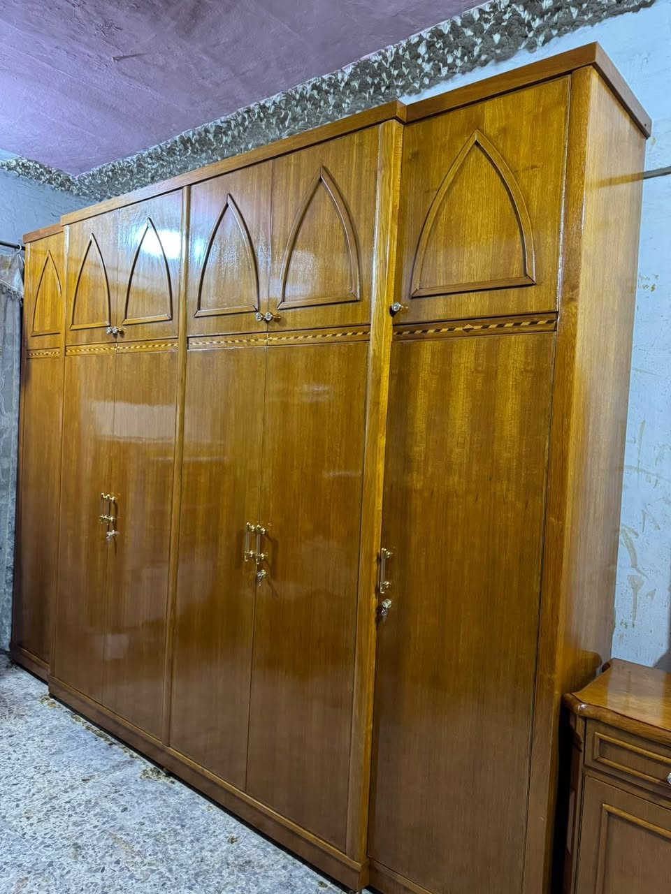 غرفة ٦ • صاج بورمي • شغل ثقيل