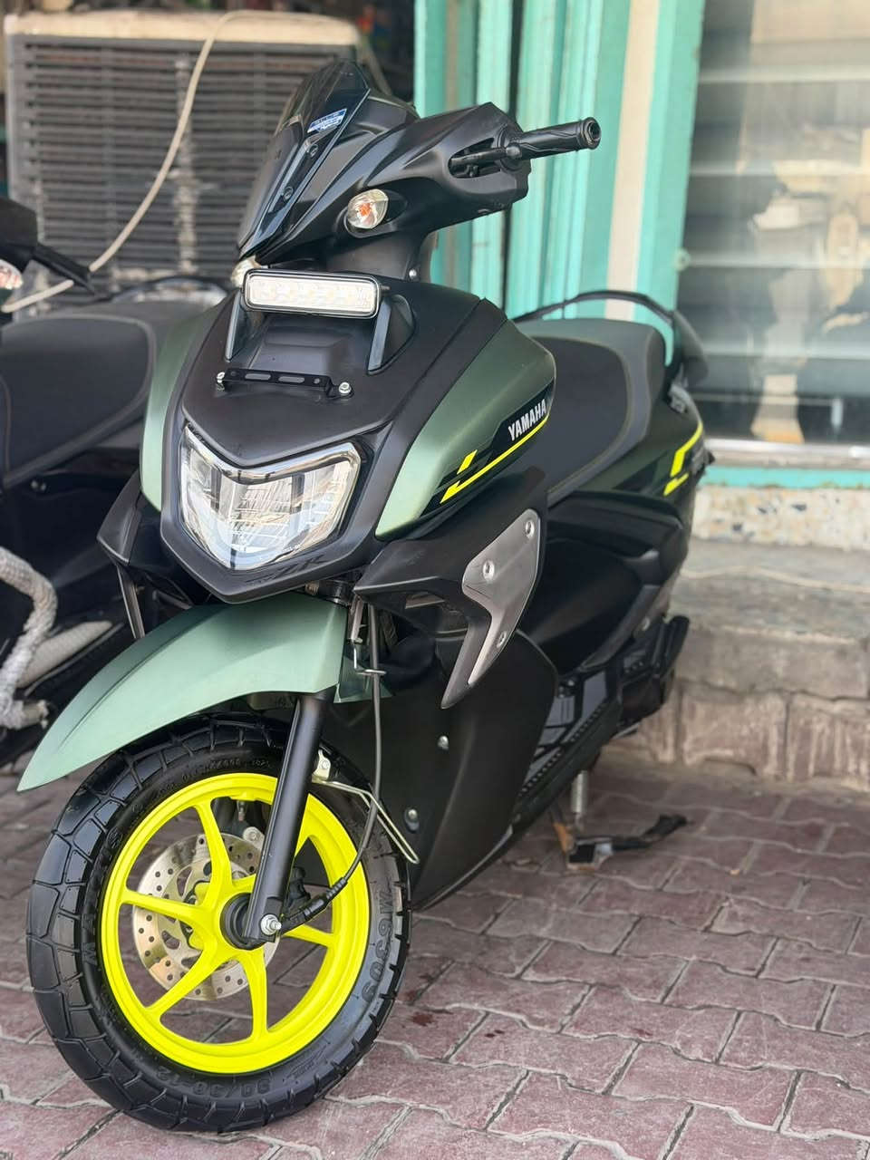 ســلام عليڪم 🤝
⭕️YAMAHA ZR  2025
🩸مكفوله  🇯🇵استخدام جدآ قليل 🦅
‎
‏‎للاستفسار ***********☎️  .شارع المحافظه
 ‏‎متوفر 🟢 بيع 🔴 شراء 🟣 مراوس🚦اقصاد⭐️
