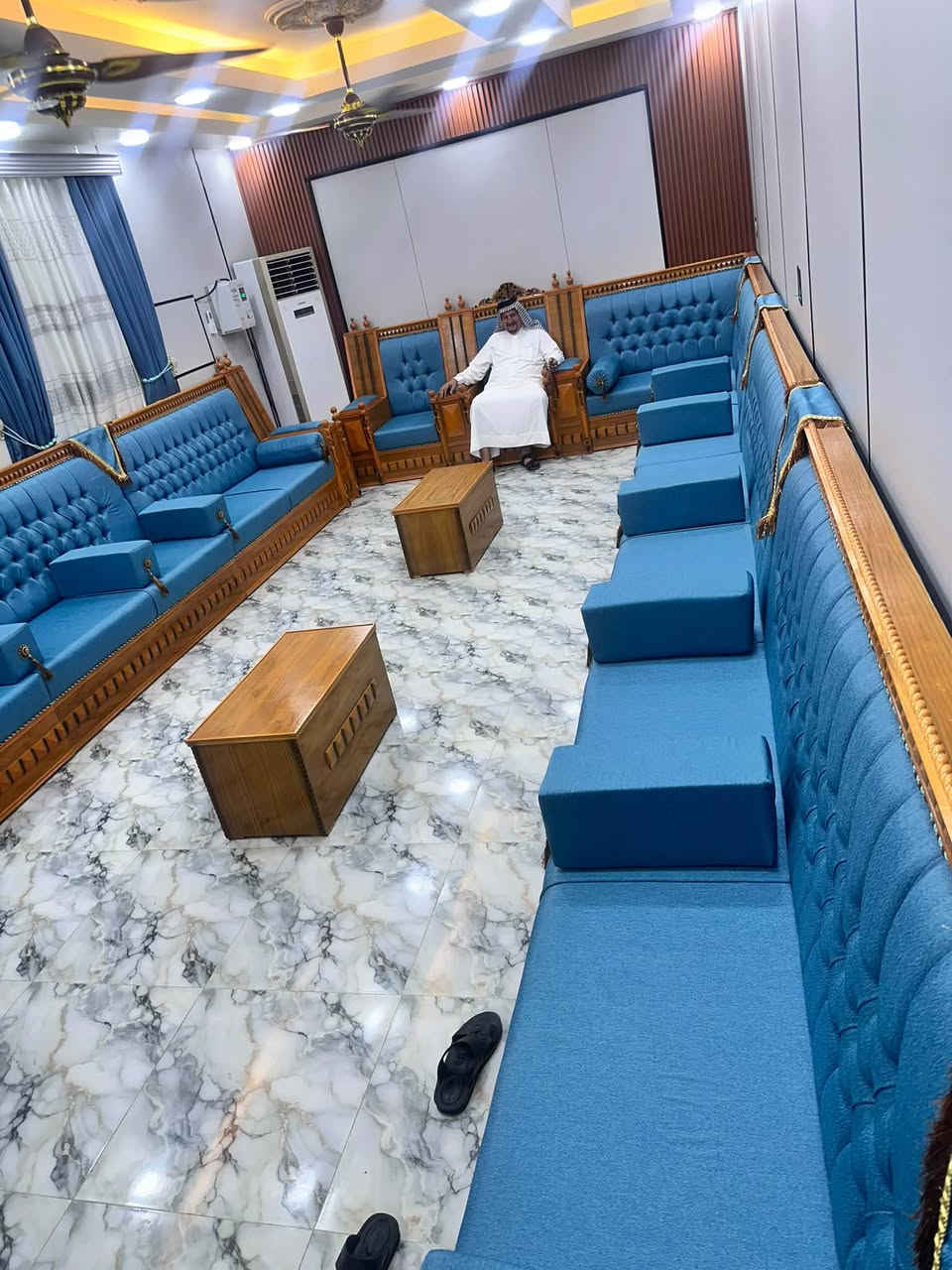 اكمال ديوان ملكي فرعوني لاحد مشايخ محافظة واسط بالضمان الحقيقي بالعمل وبوقت قياسي مستعدون لعمل كافة موديلات الديوان الهرمي وبكافة الالون والدزاينات العصرية وبضمان حقيقي بالمواد والعمل حتة ثلاث سنوات 
العنوان محافظة واسط الكوت منطقة الزهراء قرب مرطبات بابا اشتريلي 
*********** زياد

‭***********‬ معتر
