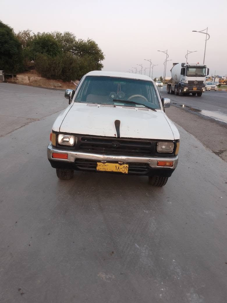 بەناویخوا توێتا مۆدێل1990ئارمی سلێمانیە مکینە3وایە6گێرە سەیارەکە تابڵێجوانو ماڵیدۆستە وەرگەراونیە دەعمی قورسینیە بەشەرتیگێرومەکینەو ئەکسل چوارتایەوویلی لۆکی لەسەرە سەیارەکەکارەبای مەزبوتە نرخ 18ژم***********  *********** السليمانية, العراق
