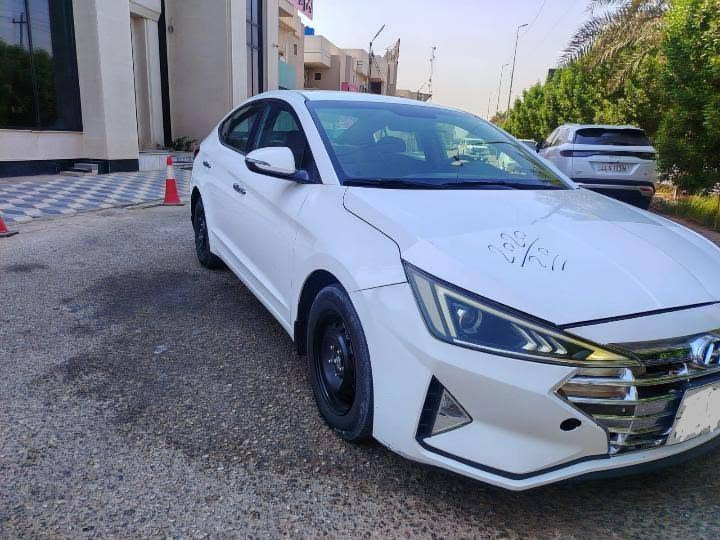 سلام عليكم للبيع فقط
النترى خليجي موديل 2020  رقم أربيل سنويا ما صاقطه  بسم شركه وكالة تحويل شرط كفاله عامه من الحادث والصبغ والتبديل  فول مواصفات  
  فتحه سقف 
بصمه تشغيل 
بصمه أبواب
جنيه ذكيه 
اشاير ترحيب 
اشاير مري
مري كهربائية
محرك 2000
السياره ما عايزه برغي كير مكينه حداديه تبريد كله كفاله ألف ما تصرف عليها ألف ماشاء الله السعر ١٣٨ مجال قليل مكان السياره بالنجف رقم التلفون ***********
