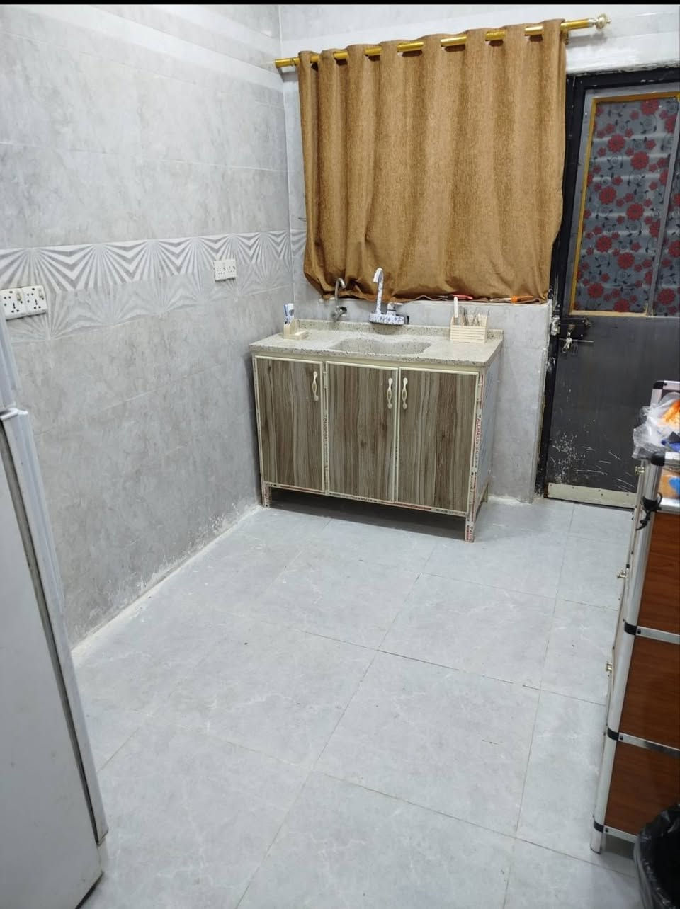 بيت زراعي • گردلان • ١٠٠م