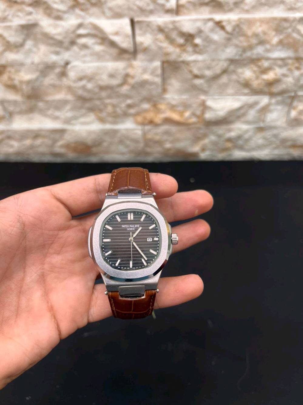 ⌚✨ أناقة الوقت تبدأ من هنا ✨⌚

🔥 ساعات راقية بتصاميم عصرية وفخمة
💎 جودة وأناقة تليق بكل مناسبة
🎁 اختيار مثالي إلك أو هدية لشخص تحبه

📦 توصيل لجميع أنحاء العراق 🇮🇶
💰 أسعار مناسبة ومنافسة
📲 للطلب والاستفسار واتساب: ***********

✨ لا تخلي الوقت يمشي بدون أناقة…
⌚ اختار ساعتك وخلي حضورك يحچي عنك 🖤

━━━━━━━━━━━━
👑 الجود لبيع الساعات
⌚ وقتك… يستاهل الفخامة ✨
