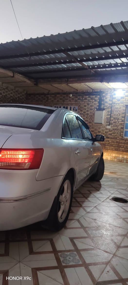 سلام عليكم
سوناته رقم بغداد بسمي

خليجي  مكينه 2400

الموديل 20010

شراي ينتصر هاذ رقمي ***********

نص مكتوب في الصور:
- HONOR X9c