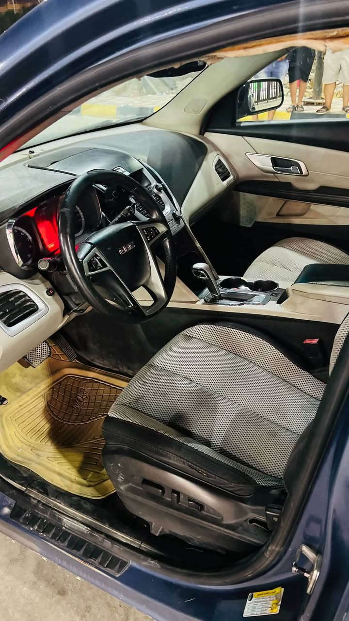 السلام عليكم 
جمسي تيران 2014
محرك 3600V6
السيارة كصة قمارة  
السيارة جاهزه من جميع النواحي 
مكان السيارة واسط 
***********
