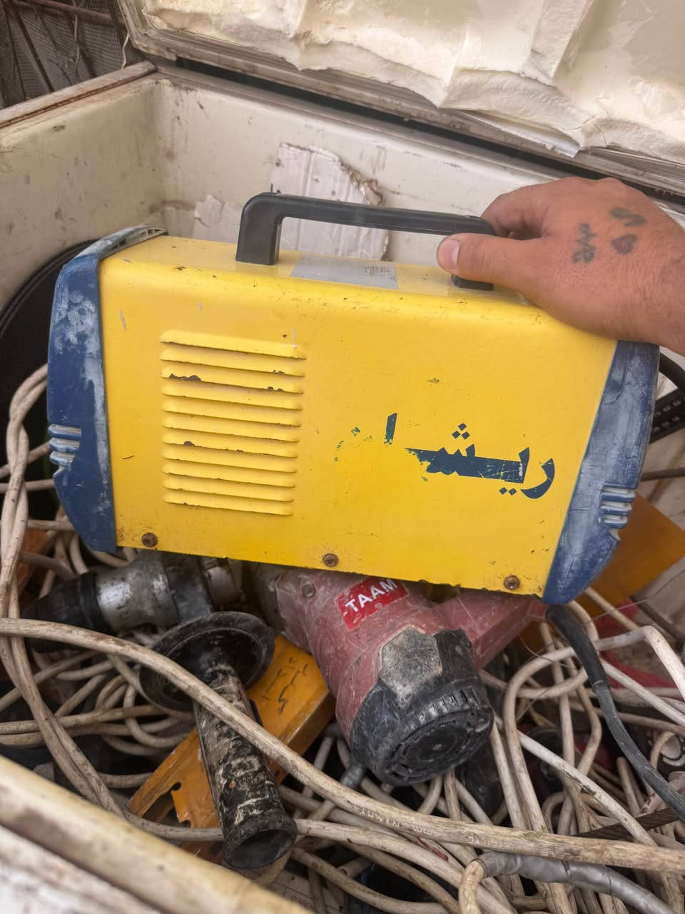 سلام عليكم غراض كلهن شرط شغل ما مصلاحات كلشي تحتاجه عدي 
خابرني وبيك خير ودلل لباقي راح اخليهن بل تعليقات
*********** كربلاء, العراق
