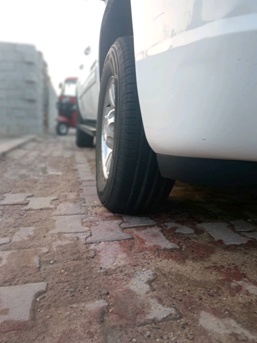 يوكن • دواخل عسلي • ٢٠١٠