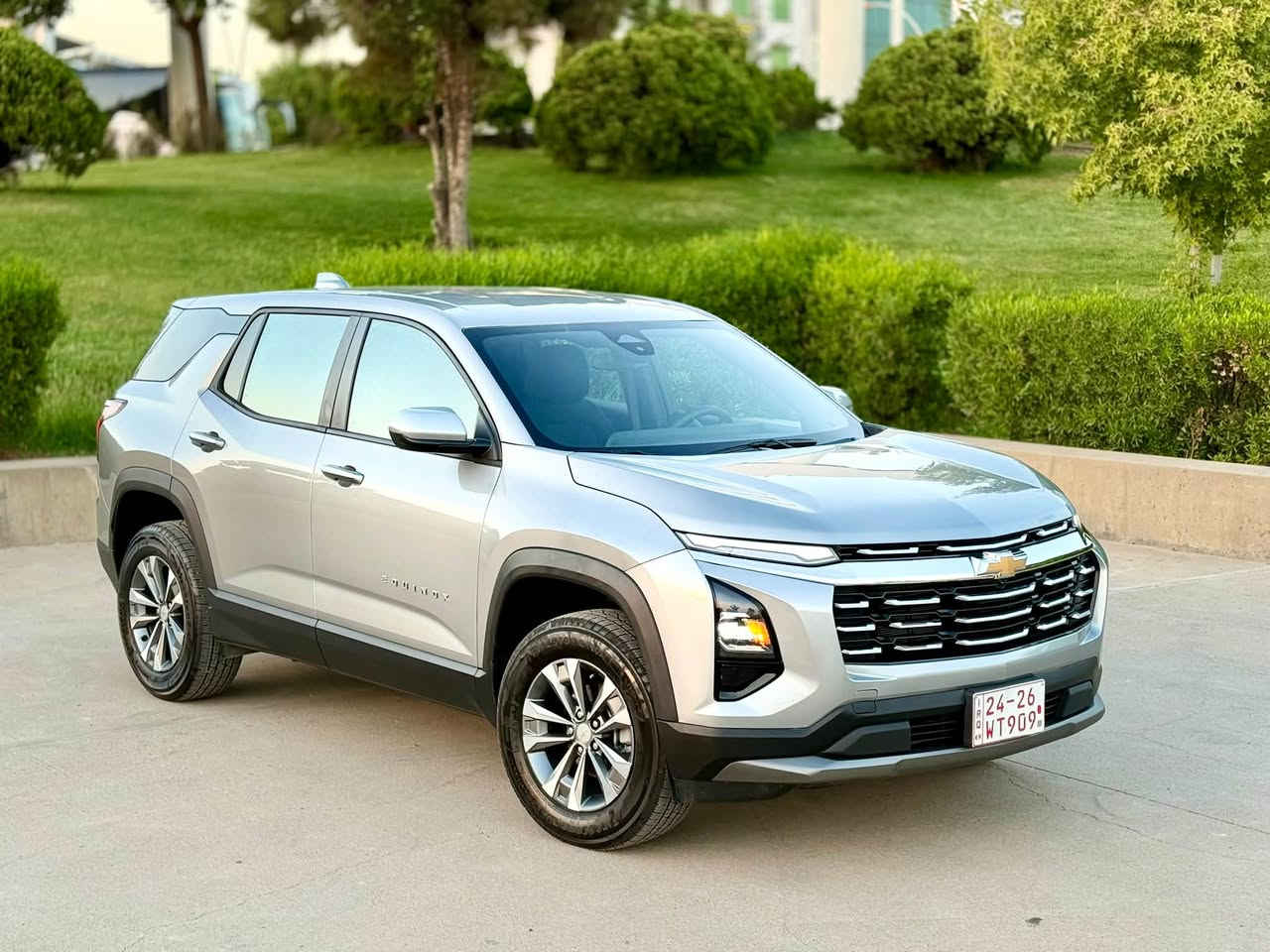 🚘 للبيع | شيفورليه أكوينوكس 2025

Chevrolet equinox LT 2025
🔹 اللون: سلفر
🔹 الممشى: 6000 ميل 
🔹 المحرك: 1.5cc turbo 

⭐ المواصفات:
✔️ أضواء زينون
✔️ بصمة أبواب + تشغيل بصمة
✔️ تشغيل عن بُعد
✔️ شاشة كبيرة مع Apple CarPlay
✔️ كاميرات + حساسات + رادارات
✔️ أوضاع قيادة ECO / NORMAL / SPORT
✔️ والعديد من الإضافات الأخرى

🔧 حالة السيارة:

✅ حادث السياره دعاميه أماميه فقط ( 3 قطع كلير امريكا جاملغين أمامي وباب السايق وتعديل بسيط براس الشاصي اليسار من امريكا)
✅ بدون أيرباك — جميع الأيرباكات أصلية ولم تفتح

🔑 رقم الشاصي:

3GNAXHEG2SL227000

💰 السعر:
18500 $
💬 قابل للتفاوض بعد المعاينة

🔢 الترقيم:
السيارة بدون رقم
يمكن ترقيمها في أربيل / دهوك / السليمانية
💵 كلفة الرقم 1500 $ على المشتري
فحص وهزه جديد وتبديل جام يوفر عليك تعب الهزه جاهزه للترقيم بنفس اليوم
📍 الموقع: أربيل
📞 ***********
واتساب / اتصال / فايبر
