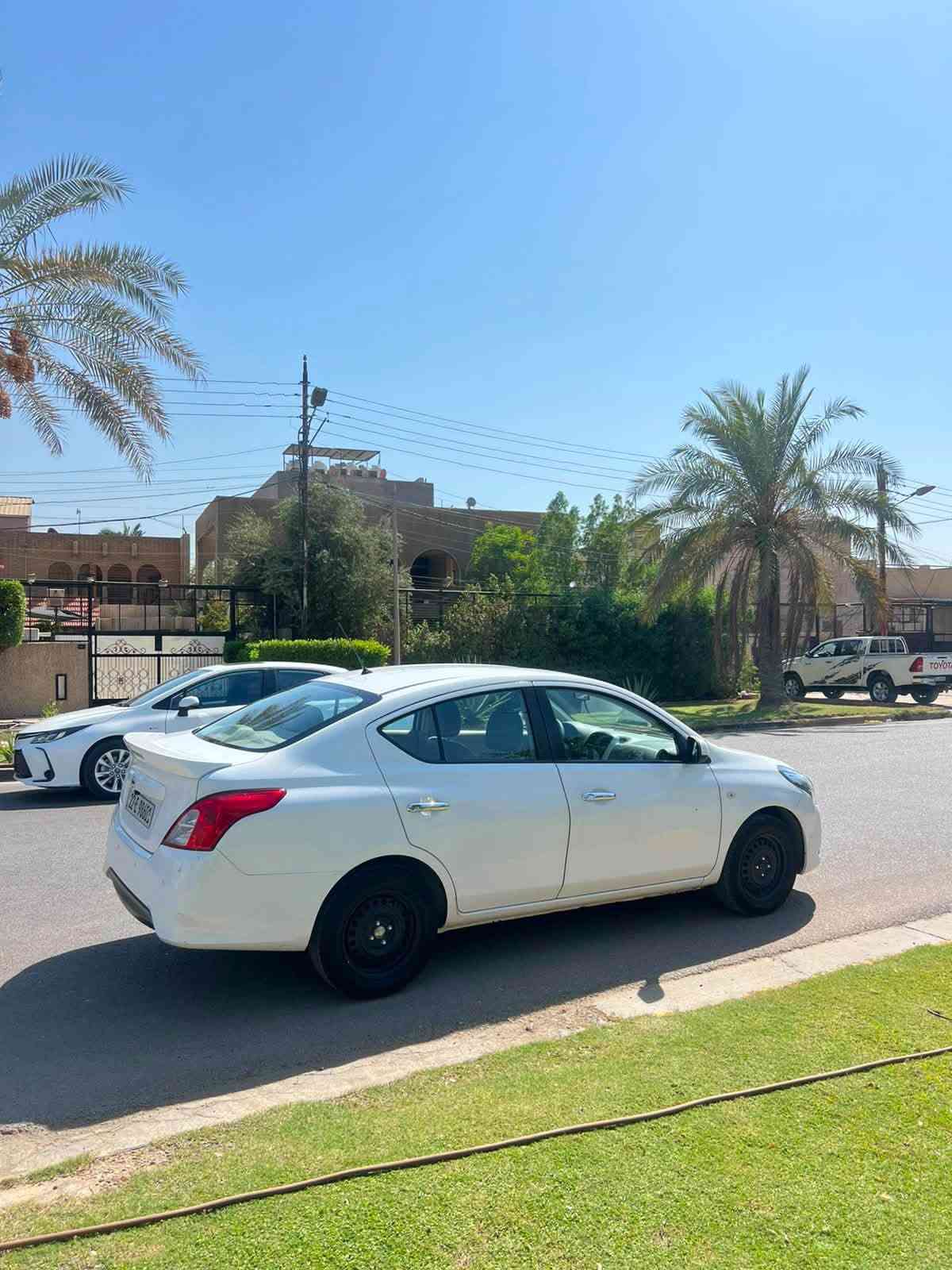 سني 2022
هندي بليته زركه 
رقم أربيل 
بدون صبغ فقط دعاميه 
وبيه بارد بل جاملغ وبل بنيد 
وسونار موضح بل صور
صدر امامي خلفي جديد
نص مواصفات 
السعر 102$ وبيه مجال 
مكان السياره بغداد حي الجامعه 
☎️ ***********
