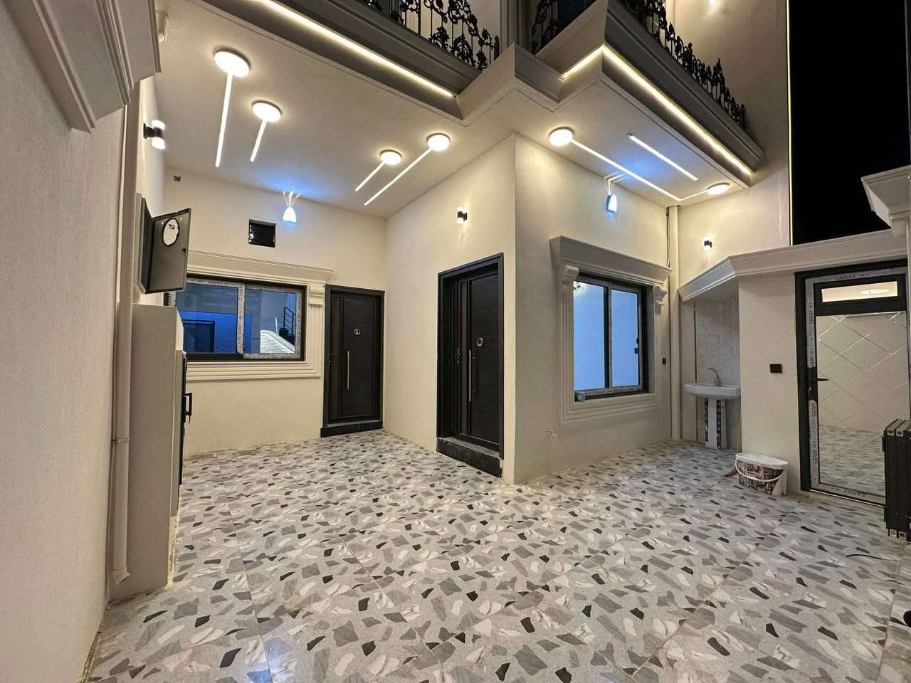 ١٦٨٫٥م • ٤ غرف نوم • طابو ملك صرف