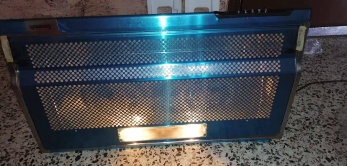 مرشحة مال طباخ جديده بل باكيت اصلي سعر ٧٥٠٠٠ الف بي مجال بسيط  عنوان كركوك دوميز رقم موبايل ***********
