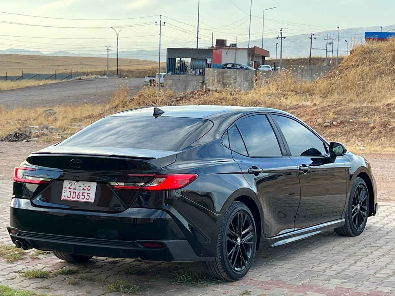 TOYOTA CAMRY 2025 SE HEV 🖤
تيوتا كامري اس ي هايبريد  ٢٠٢٥ 
سعر بلاش 💸😱 170$ ورقه 
مواصفات 
بصمه 
بريك بصمه 
شاشه كبير 
شاشه الكتروني 
نضام قياده
ويل كب كروم 
هايبريد 
كشن جلد 
كشن كهرباي  
و بعد مواصفات هوايه 
ضرر : ٣ قطعه صبغ  و بل قماره ٢ مكان صغير PDR  بدون دواخل ارباك ستيرن  
سياره شرط ترقيم شمالي  يوجد معقب 
رقم موبايل ☎️ *********** 
 واتساب  ⬅️ *********** اكر, نينوى
