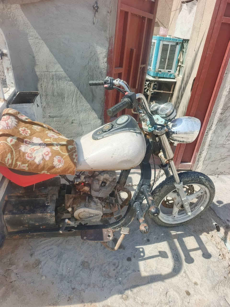 الستوته كلك كلك كلك مكفول شاصي ركبه ظفيره الستوته جاهزه مال شغل مال عمل نجف حي الرحمه  
***********
السعر 500وبيه مجال
