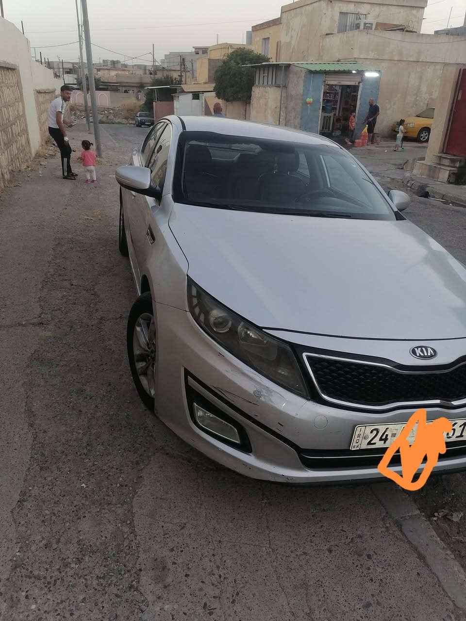 اوبتما ٢٠١١ بيها ٣قطع صبغ جاملغ يمين وبوند وبيها باب السايق محرك دوش شرط تبريد قطعتين ثلج شرط التحويل والغرامات
السعر ٧٥وبيها مجال وماكو اوبتما بهذا السعر
***********
***********
