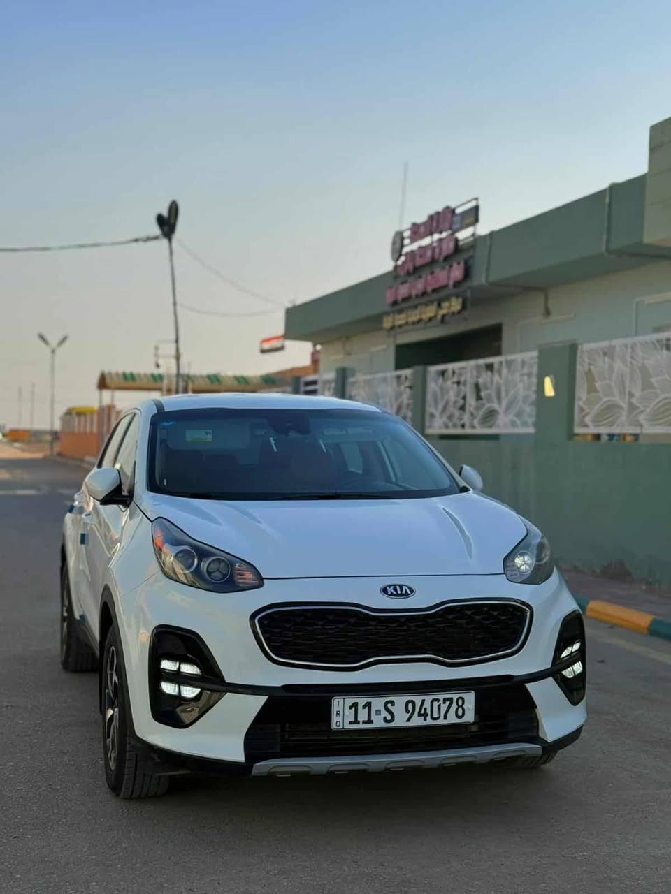 السلام عليكم كيا سبورتج 2020وارد امريكي حادث جاملغ وبنيد وسونار بل منشور جاهزه اسياره كير اومحرك وتبريد وحداديه وتخم تاير بيع او مراوس سعر 140وبيه مجال بصيط *********** رقم بغداد بسمي
