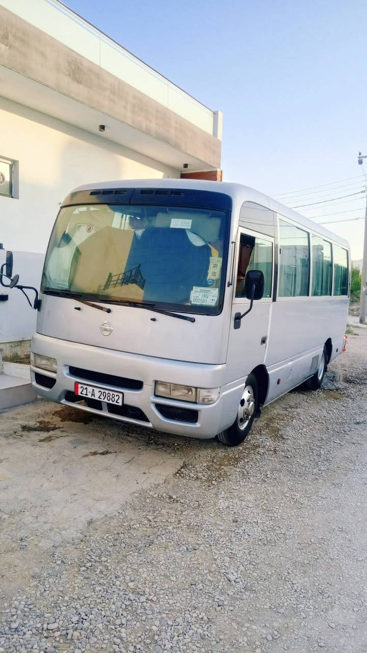 نیسان بانزین و غاز ٢٠٠٩ سلڤەر  گیر مەکینە ئەکسل تەبرید بە شەرت دەرگا کارەبا کوشن سیاحی  فلچە و هیتەر گەرمی پیشەوە  ٦ تایەی برچستۆن سەنەوی تازەیە جوابی نامەو کومینت نایە مەوە ***********
