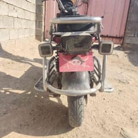 موطور شحن جبلي • بطاريات ١٠ • لون واحد