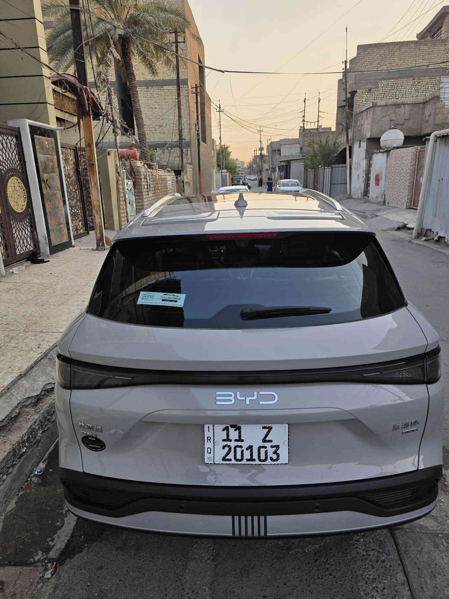 السلام عليكم
اخوان BYD سيليون 5 

فول مواصفات 

بصمة 

بنوراما 
باب خلفي كهرباء 

شاشه كبيره معربة بالعربي 

كشن كهرباء 

13 كامرة 

فول مواصفات ومكفولة كفالة عامة 

على الفحص وين ما يعجبك 

***********
