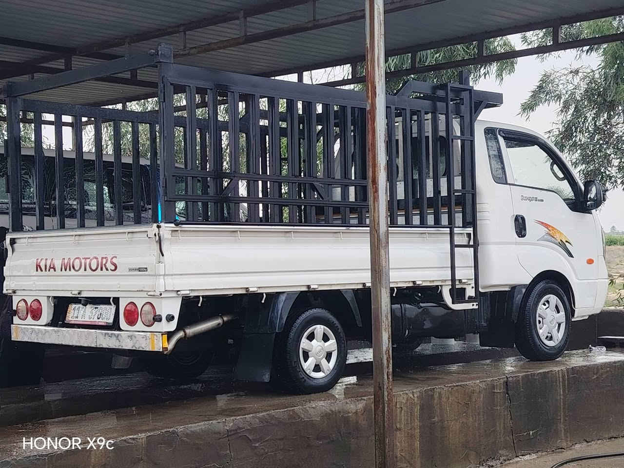 كيا حمل ٢٠٠٧ مسكر محرك مفتوح بغداد بسمي جاهرة من كولشي تبريد تدفئه دوشمه صدر حداديه مكانها صلاح الدين بلد *********** بدون محجر
