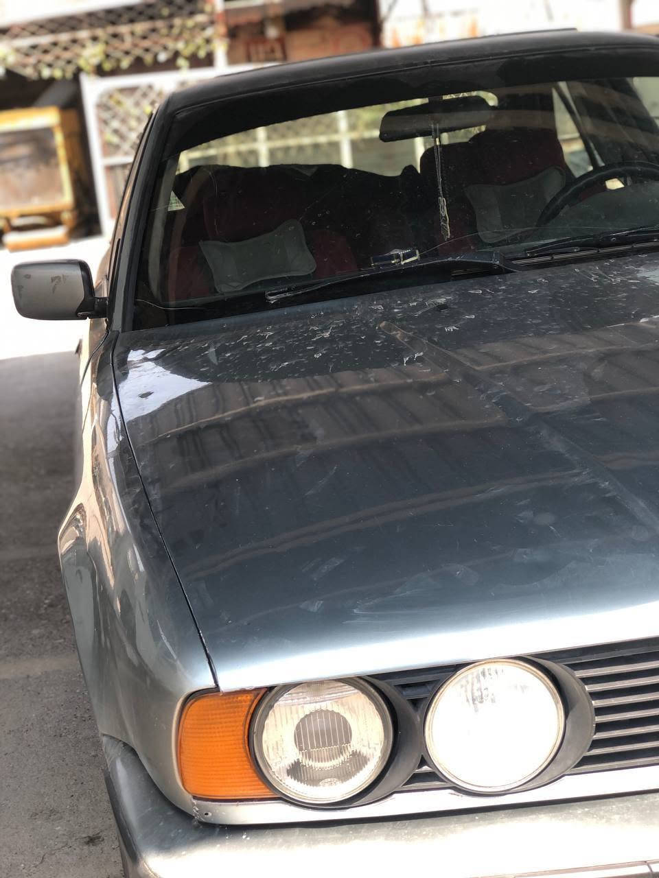 بي ام ٥٣٥ موديل ٩٢ شغاله بس رادلها ترتيب متروكة سنويتها ساقطة المكان بغداد الشعب واتساب *********** بغداد, العراق
