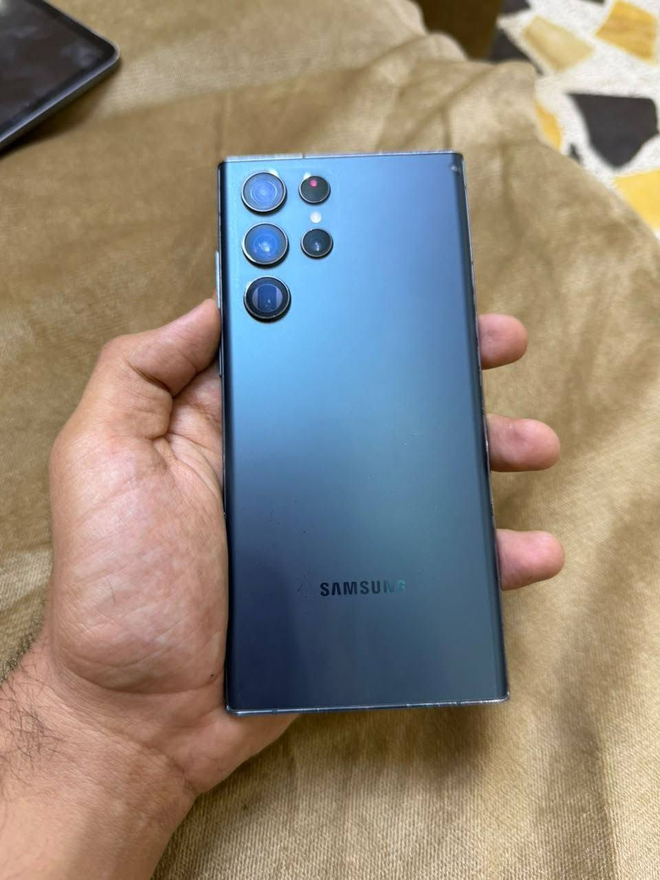 📱 Samsung S22 Ultra — 512GB
جهاز يخبل وخير من الله 🔥
💾 ذاكرة 512GB
📲 شريحة واحدة
الجهاز نظيف جداً وشغال بكلشي
⚠️ فقط بيه فطر/كسر بالكلاس وما مبين بشكل واضح ولا مأثر على الاستخدام أو اللمس

📞 للتواصل واتساب:
***********
