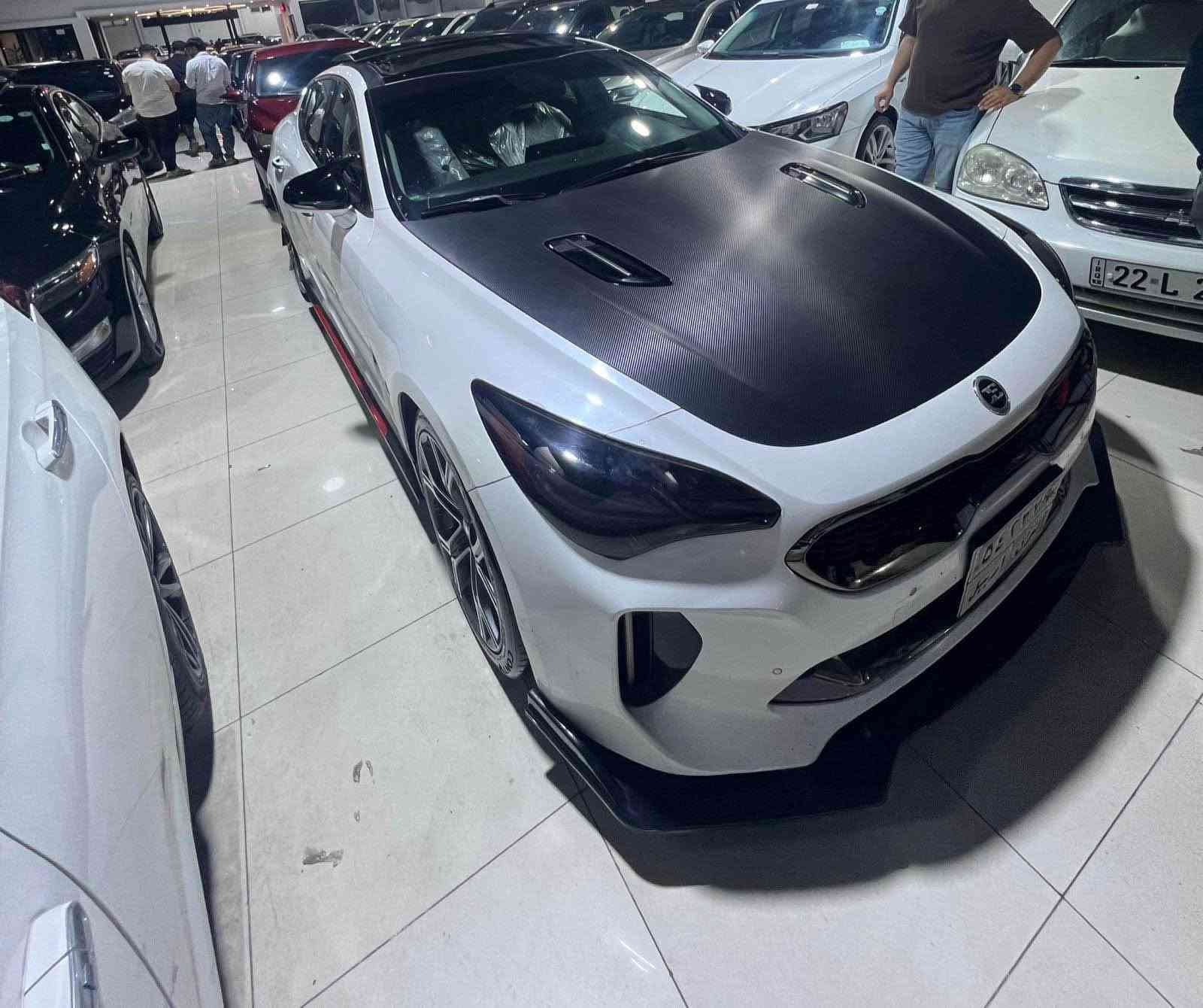 للبيع او المراوس kia stinger gt line 
2018
فول فول اعلى فئه بمحرك 4 سلندر 
مكفوله من الضرر والايرباك والشاصي السياره بدون حادث 
ماشيه 72 ميل 
سلايد 
ليد اناره داخلي متغير 
كشنات خزن تدفئه تبريد 
كشنات جلد 
رادار 360
وبعد بي هواي مواصفات موجوده 

سعر السياره 145 وبي مجال 

مكان السياره كركوك 

هـ: *********** كركوك, العراق
