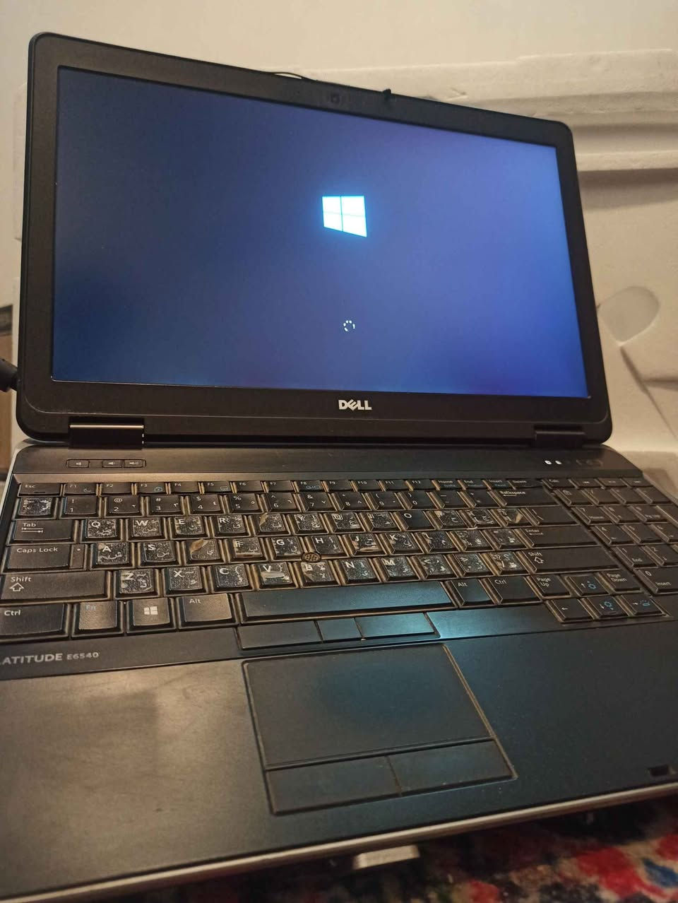 دِل E6540 • i7 الجيل الرابع • 256GB SSD