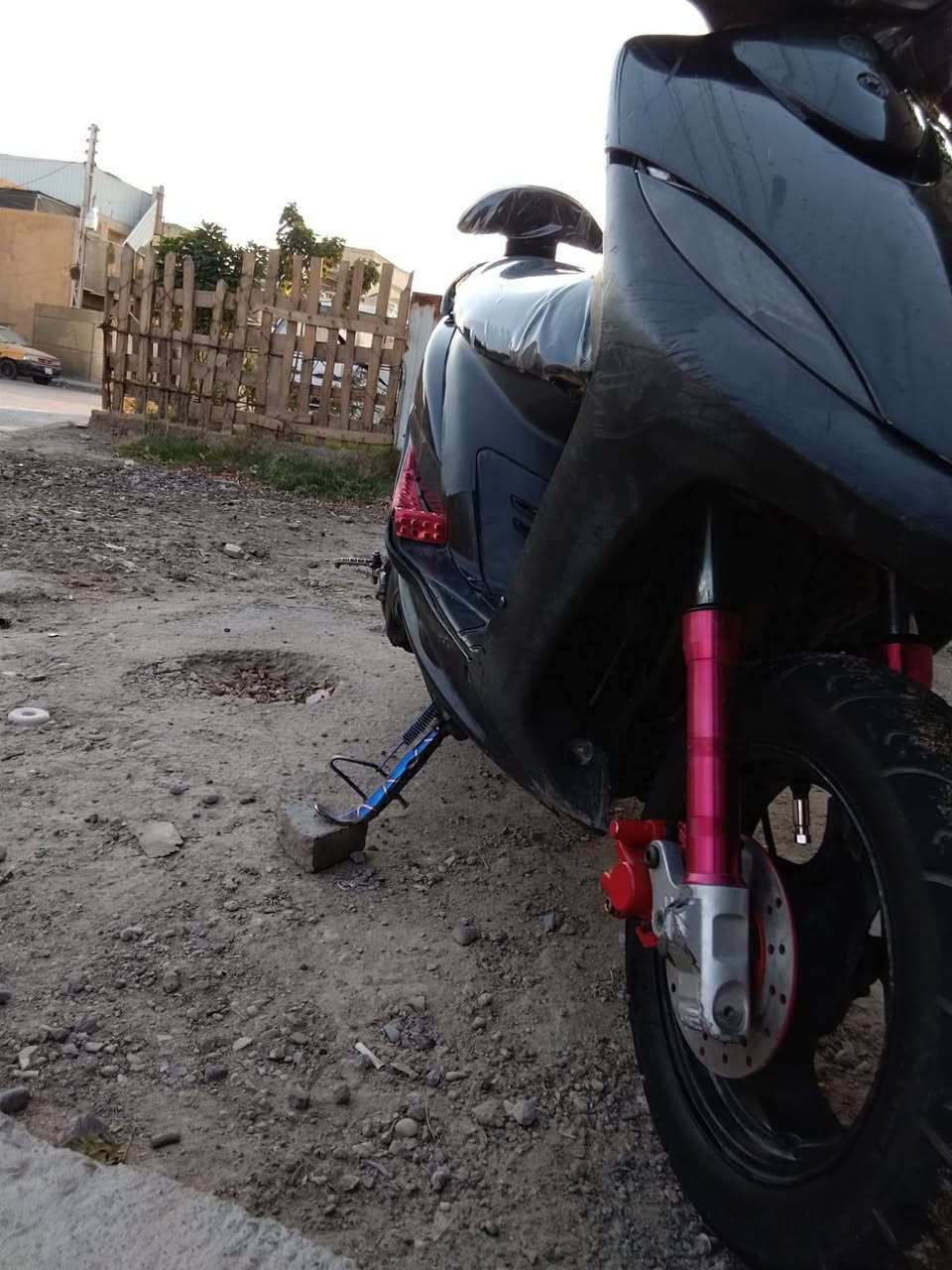 سلام عليكم دراجه ماكس عدله لبيع دراجه نضيف تخبل مكان بغداد الشعب السعر 400وبيها مجال رقم ***********
