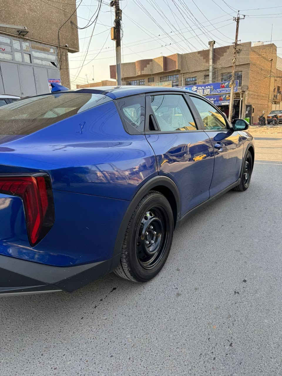 للبيع كيا كي فور شهداء
2025
مواصفات  LX
الون ازرق 
السعر   155 $

***********

مكان السيارة 
بغداد الجديدة- الامين الثانيه

ضربته موضحه بالصور
