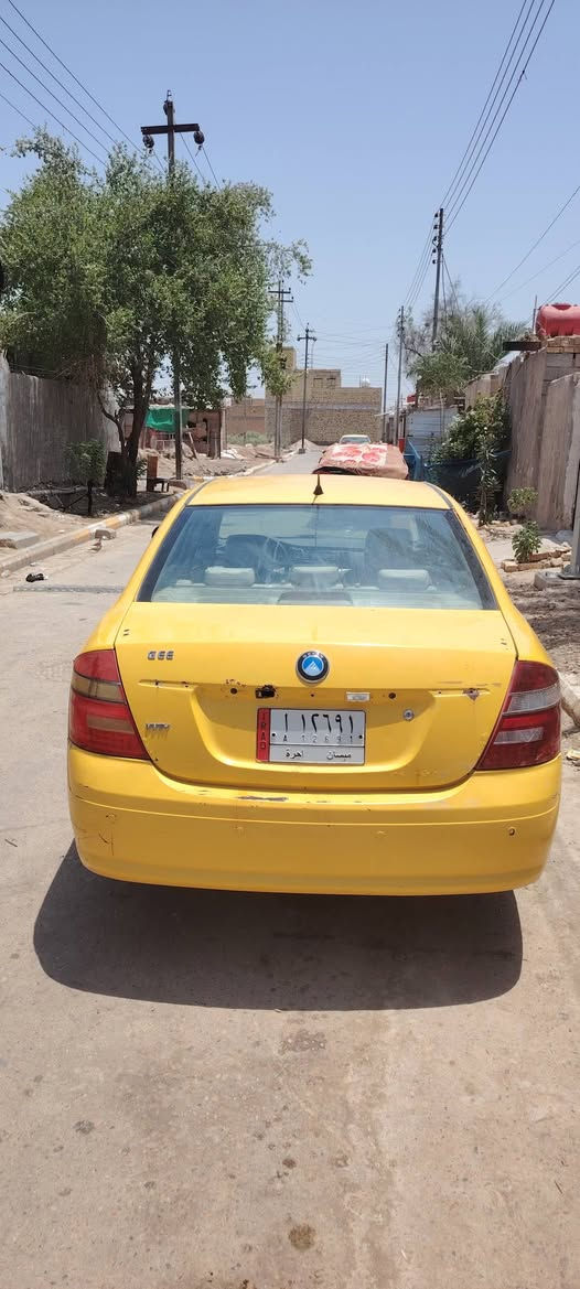 جيلي موبل 2012 رقم ميسان تحويل باي وقت مكينه كارتون  كير خير من الله تخم تاير جديد تبرد ثلج راعيها بالعماره موجود غرامات مصفره سياره حلوه بيها جاملق عكس السايق يحتاج تبديل 

***********
***********
