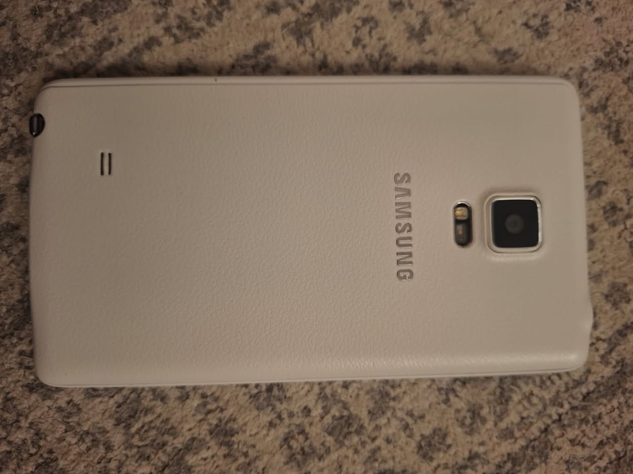 سلام عليكم

Galaxy Note Edge

نظيف ما بيه اي عيب ولا مفتوح

سعر قيم وانطي سعر

للاستفسار ***********
