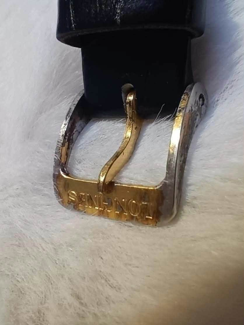 لونجين

سويسري اصلي

قطر 33.5

نصب تكويك

نظام ميلين

مينا تغليف ذهب

كيس تغليف ذهب

تغليف داخل وخارج بالكامل

حجم تغليف الذهب في الساعه

20 مايكرون عيار 18

وقت مضبوط 100٪

مخزن غير مستخدم بالعلبه 

فقط سير مستبدل بسبب تلف التخزين

الصور توضح جميع التفاصيل

هاتف ***********
