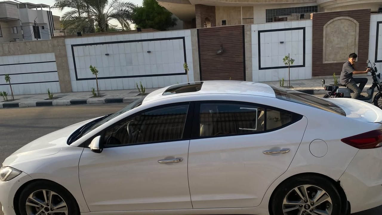 السلام عليكم

النترا سوبر 2019 رقم اربيل الجديد تحويل مباشر 

‏خليجي

 فول مواصفات

 مكينة 2000 دوش

 فتحة سقف سلايد

 تحكم ستيرن

شاشه بلاديه

 كاميرا خلفية

 تبريد قطعتين

 حساس خلفي

 لد نهاري أمامي

ويل كب كروم

 مرايا جانبية كهرباء + إشارات + شفط

 ثلاث أنظمة قيادة

محرك وگير مامفتوحات وعل الشرط 

السونار مرفق مع الصور

سعر 135 وبيه مجال 

مكاني بالنجف 
***********
