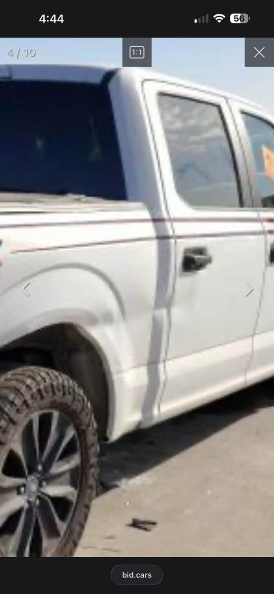 Fort f150 2020 سویارەکە گێر لە سوکانە دەبل ئەکسلە فەحسو هەزەی نوە سەنەوی هەتا ٢٠٣١ جایزە یەک دینار مەسرەفی نیە ٣ پارچەی بوغە دوو چاملغی پێشەوەو یەکەچی پشتەوە بێ ژۆرێ ئەرباگ بە سوکات تەقیە سعری ١٨٧ مەجال ژ.م ***********لە هەولێرم

نص مكتوب في الصور:
- 4:44 56 4 / 10 bid.cars
- 4:33 57 1 / 10 bid.cars