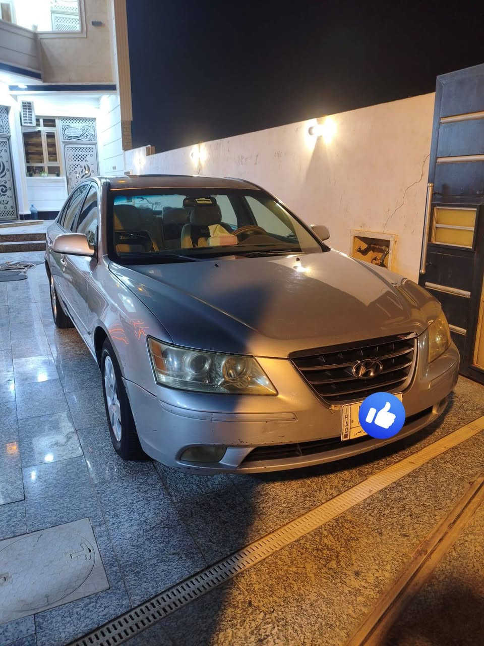 السلام عليكم للبيع هونداي  سوناتا 2009 وارد امريكي محرك 2400 فول مواصفات بيه صفحه السائق رش فقط الباقي مكفول رقم مميز السعر 11 ألف وبيه مجال ***********
