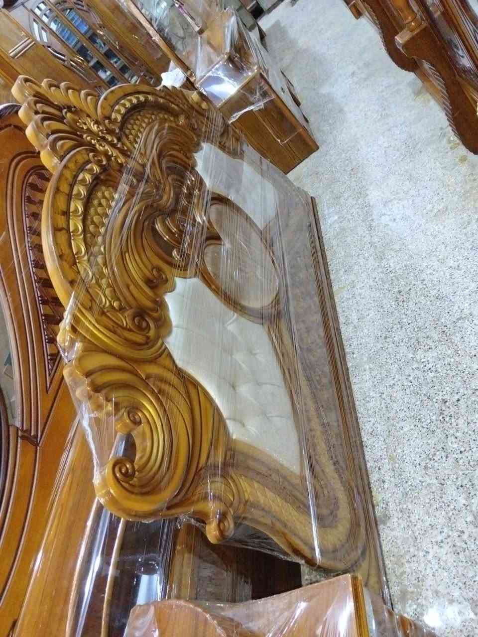 السلام عليكم غرفة للبيع صاج احطاطه نظافة فول داخل خارج صاج السعر 800الف وبيه مجال العنوان كاطون الرازي شارع ابو رباح قرب جامع أسماء الله الحسنى مزاد ابو كرار الغريباوي ***********
