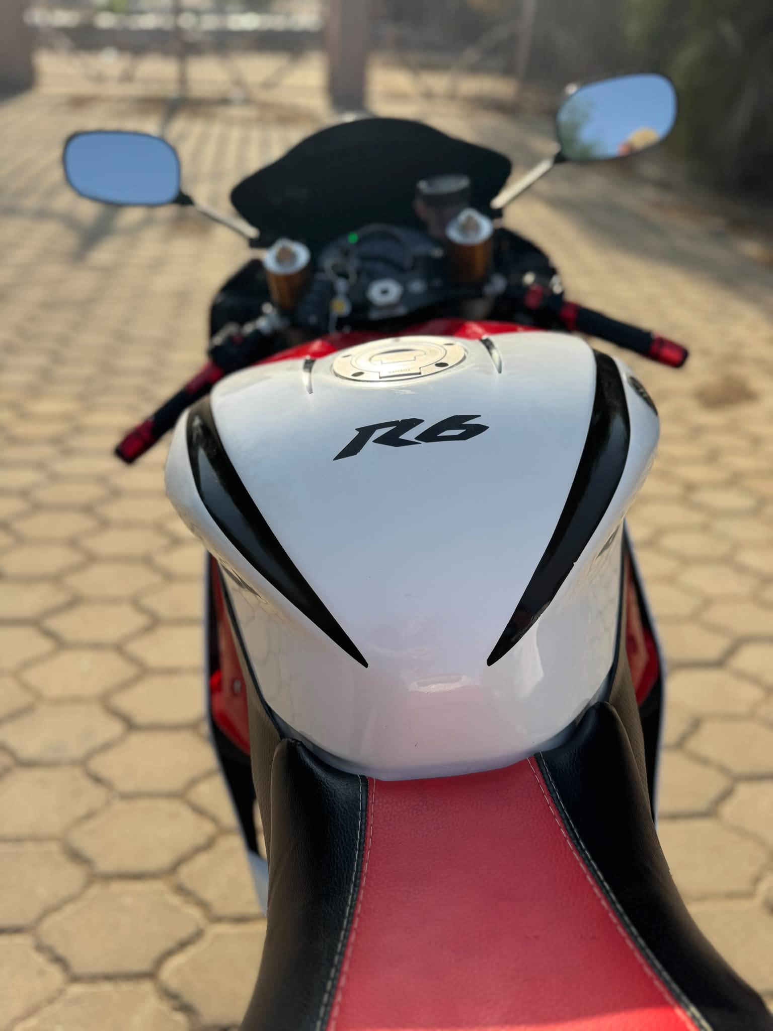 R6 • ٦٠٠ • مكفوله