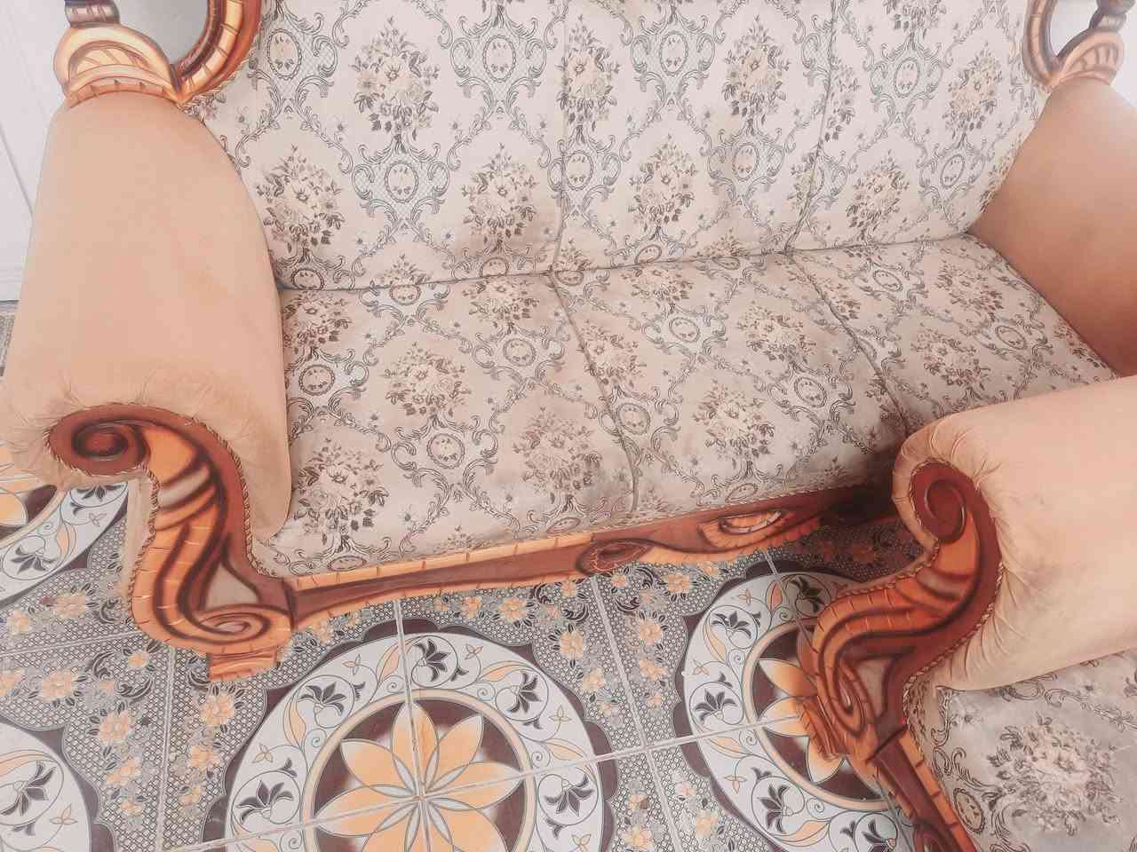 تخم للبيع نضافه 95% للاستفسار الاتصال على ‎***********
